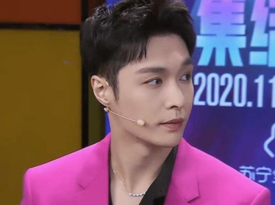 张艺兴直播揭秘：音乐梦想与生活点滴